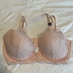 Victoria’s Secret Lace Half-Pad Plunge Bra in Pink